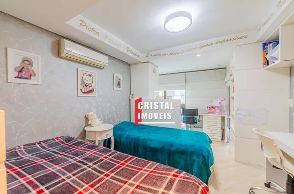 Apartamento 4 dormitórios a venda no Bairro Petrópolis em Porto Alegre