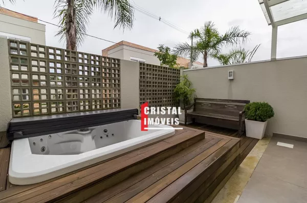 Deck jacuzzi