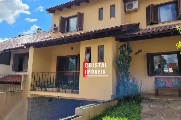 Casa 3 dormitórios a venda no Bairro Tristeza em Porto Alegre