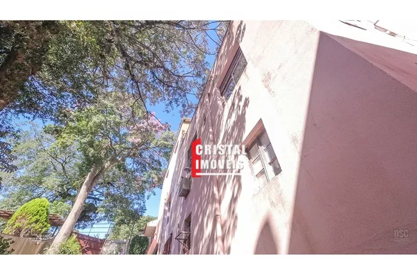 Casa 8 dormitórios a venda no Bairro Gloria em Porto Alegre