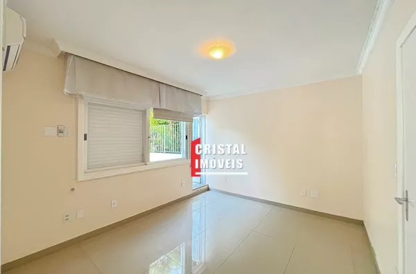 Casa em Condomínio  3 dormitórios a venda no Bairro tristeza em Porto Alegre