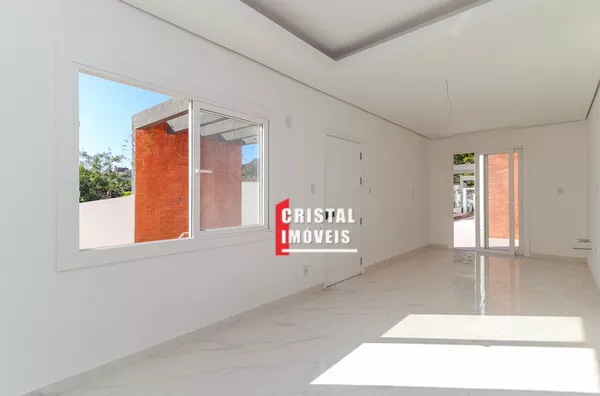 Casa em Condomínio 2 dormitórios a venda no Bairro tristeza em Porto Alegre