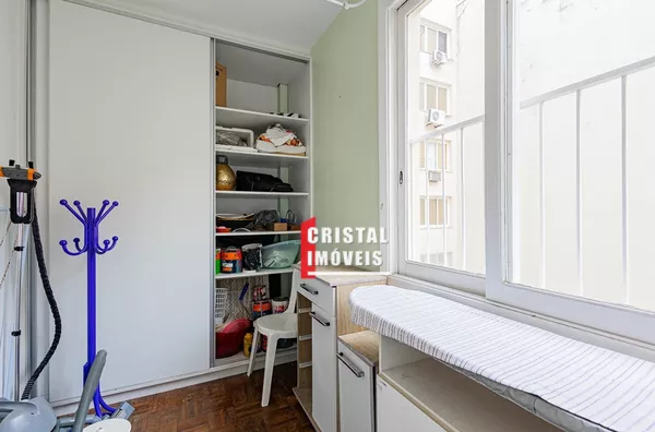 Apartamento 3 dormitórios a venda no Centro histórico em Porto Alegre