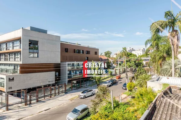 Apartamento 3 dormitórios a venda no Bairro Três Figueiras em Porto Alegre