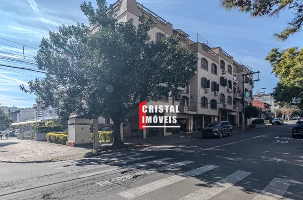 Cobertura 3 dormitórios com 2 vagas a venda no Bairro Cristal em Porto Alegre