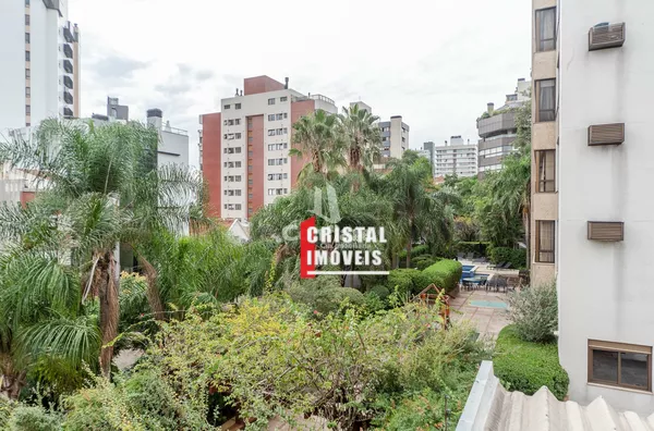 Apartamento 4 dormitórios a venda no Bairro Petrópolis em Porto Alegre