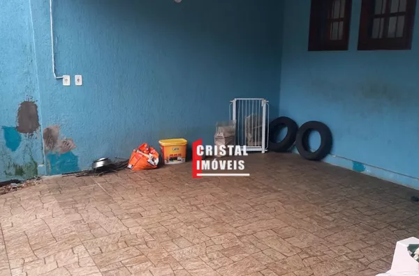 Casa 3 dormitórios a venda no Bairro Nonoai em Porto Alegre