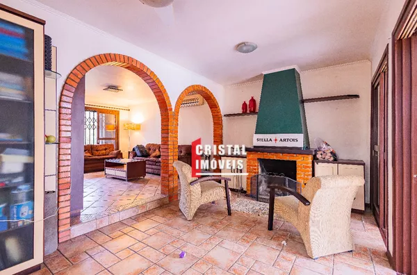 Casa 3 dormitórios a venda no Bairro Cristal em Porto Alegre
