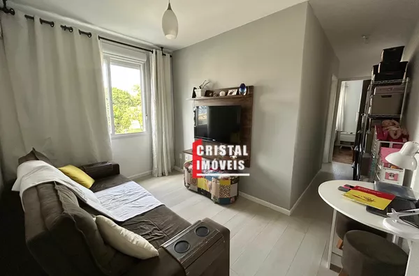 Apartamento 2 dormitórios a venda no Bairro Cavalhada em Porto Alegre