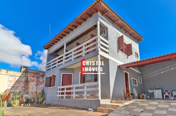 Casa 3 dormitórios a venda no Bairro Nonoai em Porto Alegre