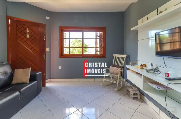 Casa 3 dormitórios a venda no Bairro Nonoai em Porto Alegre