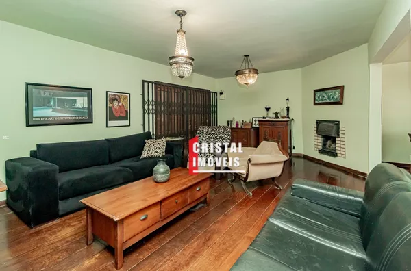 Casa 4 dormitórios a venda no Bairro Cristal