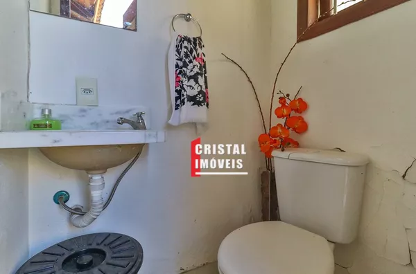 Casa 2 dormitórios a venda no Bairro Vila Nova em Porto Alegre