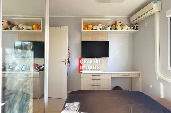 Apartamento 2 dormitórios a venda no Bairro Vila Nova em Porto Alegre