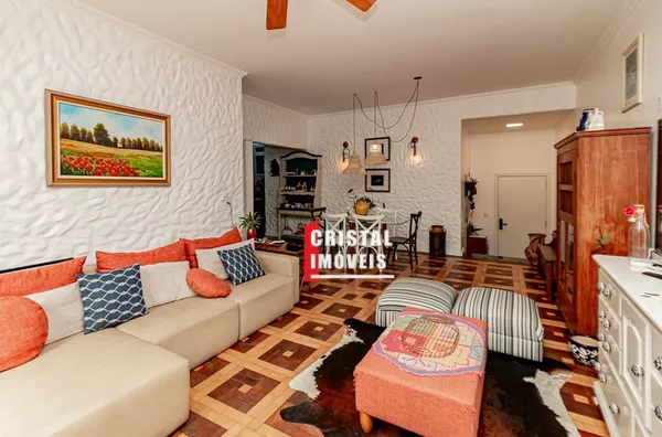 Apartamento 3 dormitórios a venda no Centro histórico em Porto Alegre