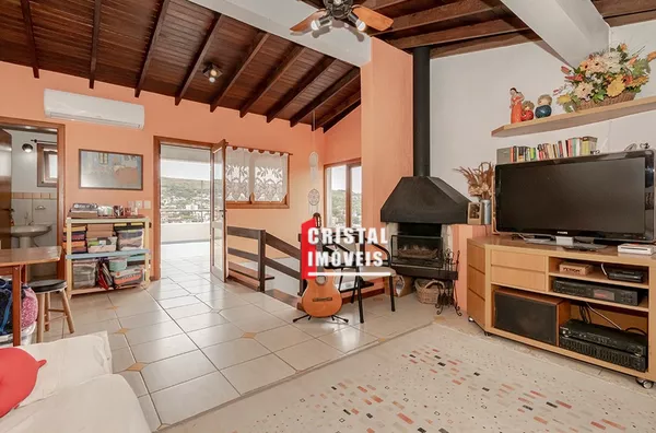 Casa em Condomínio 3 dormitórios a venda no Bairro Nonoai em Porto Alegre