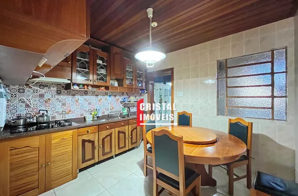 Casa a venda no Bairro Vila Nova em Porto Alegre