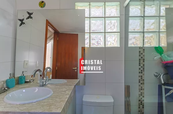 Cobertura 3 dormitórios a venda no Bairro Petrópolis em Porto Alegre