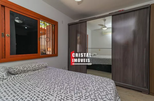 Casa 3 dormitórios a venda no Bairro Hípica em Porto Alegre