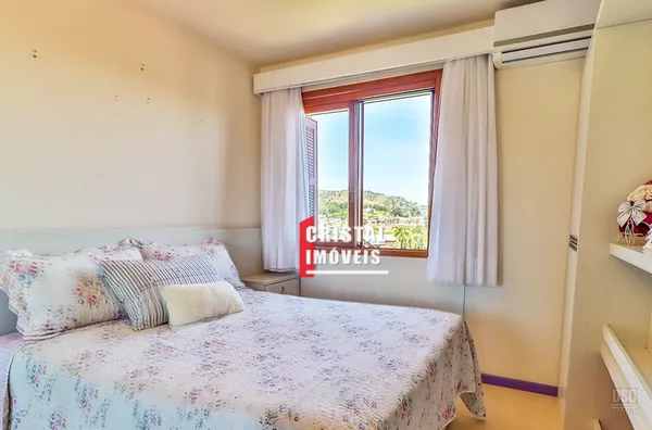 Casa em Condomínio 