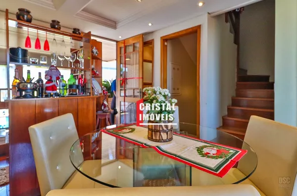 Casa em Condomínio 