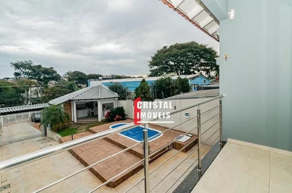 Casa 3 dormitórios a venda no Bairro Nonoai em Porto Alegre