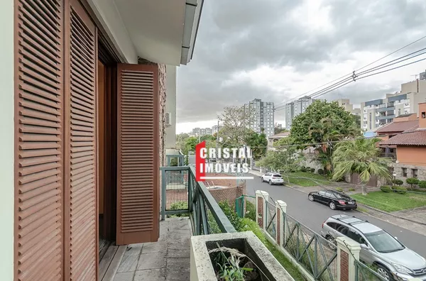 Casa 3 dormitórios a venda no Bairro Boa Vista em Porto Alegre