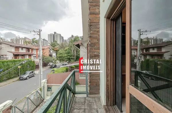 Casa 3 dormitórios a venda no Bairro Boa Vista em Porto Alegre