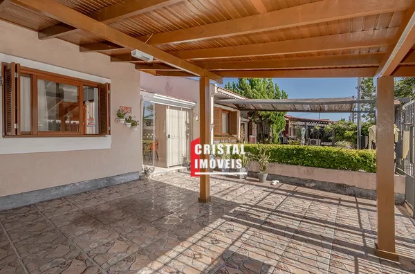 Casa 2 dormitórios a venda no Bairro Hípica em Porto Alegre