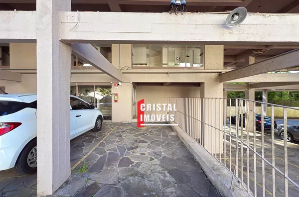 Apartamento 2 dormitórios com vaga a venda no bairro Teresópolis em Porto Alegre