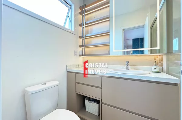 Casa 3 dormitórios a venda no Bairro Hípica em Porto Alegre