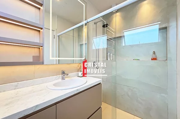 Casa 3 dormitórios a venda no Bairro Hípica em Porto Alegre