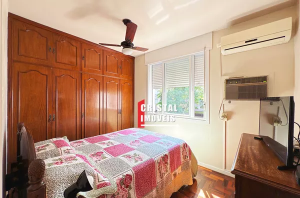 Apartamento 3 dormitórios a venda no Bairro Teresópolis em Porto Alegre