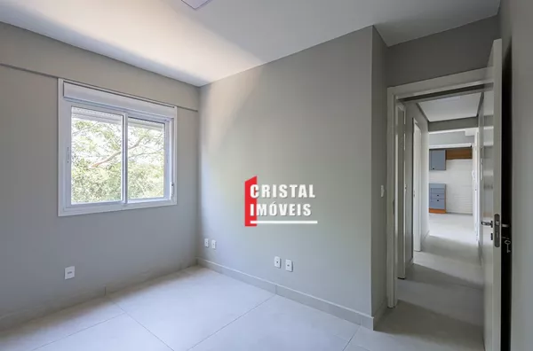 Apartamento 2 dormitórios com vaga a venda no Bairro Cavalhada em Porto Alegre