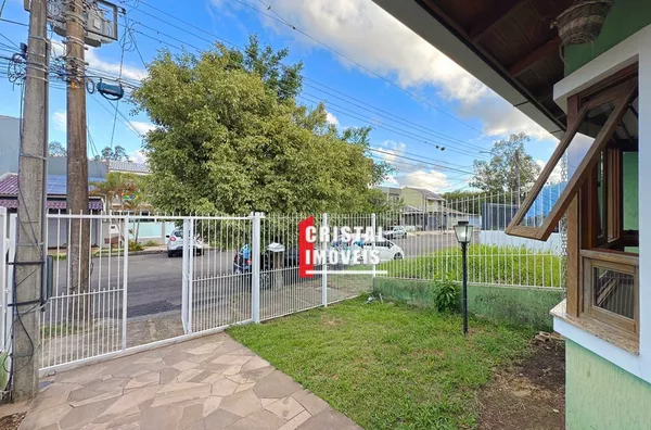 Casa 2 dormitórios a venda no Bairro Hípica em Porto Alegre