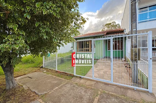 Casa 2 dormitórios a venda no Bairro Hípica em Porto Alegre