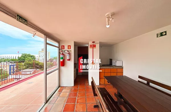 Apartamento 2 dormitórios a venda no Bairro Menino Deus em Porto Alegre