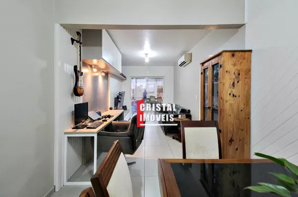 Apartamento 2 dormitórios a venda no Bairro Cavalhada em Porto Alegre