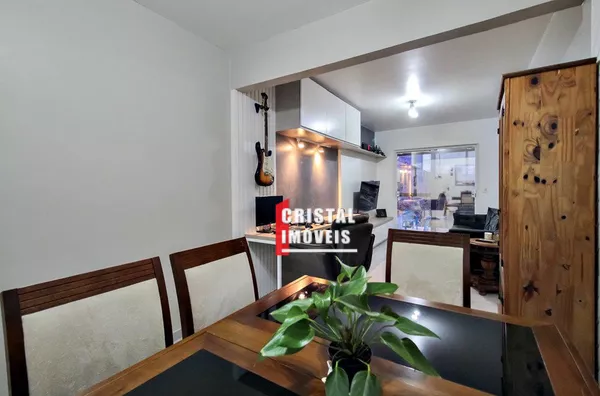 Apartamento 2 dormitórios a venda no Bairro Cavalhada em Porto Alegre