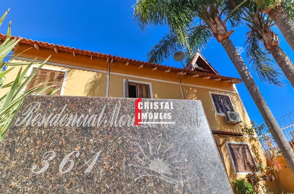 Casa em Condomínio  