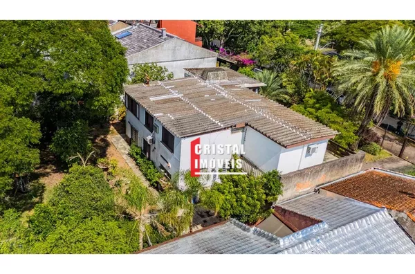 Terreno a venda no Bairro Cristal em Porto Alegre