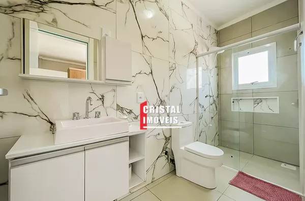 Casa  3 dormitórios com suíte a venda no Bairro Hípica em Porto Alegre