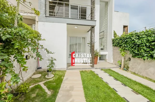 Casa  3 dormitórios com suíte a venda no Bairro Hípica em Porto Alegre