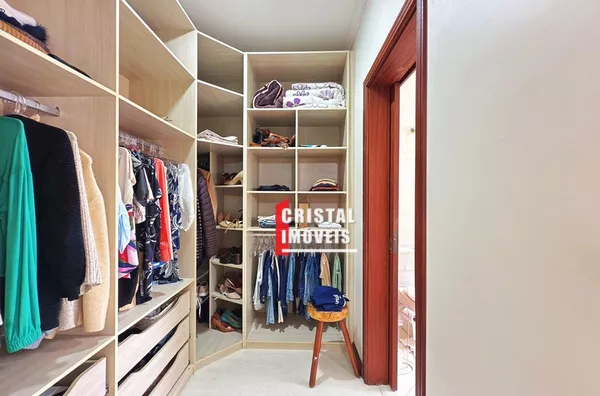 Casa em Condomínio  