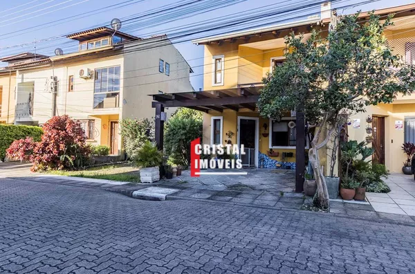 Casa em Condomínio 