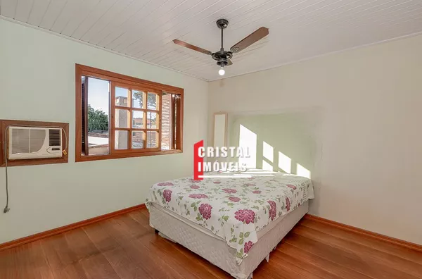 Casa a venda no Bairro Vila Nova em Porto Alegre