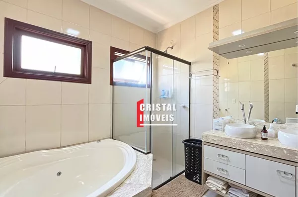 Casa em Condomínio  