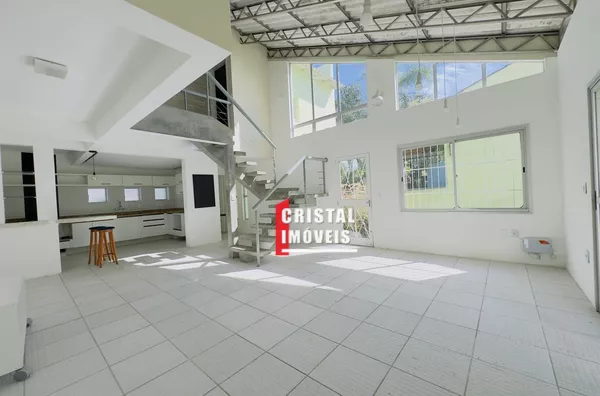 Casa 3 dormitórios a venda no Bairro Cristal em Porto Alegre