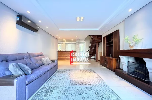 Belíssima Casa de Alto Padrão no Condomínio Malecón  com 3 dormitórios – Bairro Tristeza 