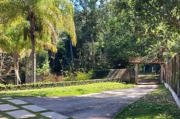Chácara para venda no Bosque dos Eucaliptos - Amparo/SP